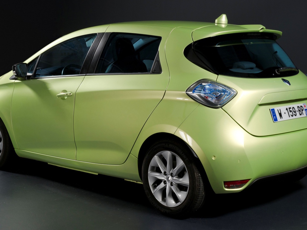 Автомобиль марки Renault Next Two 2014