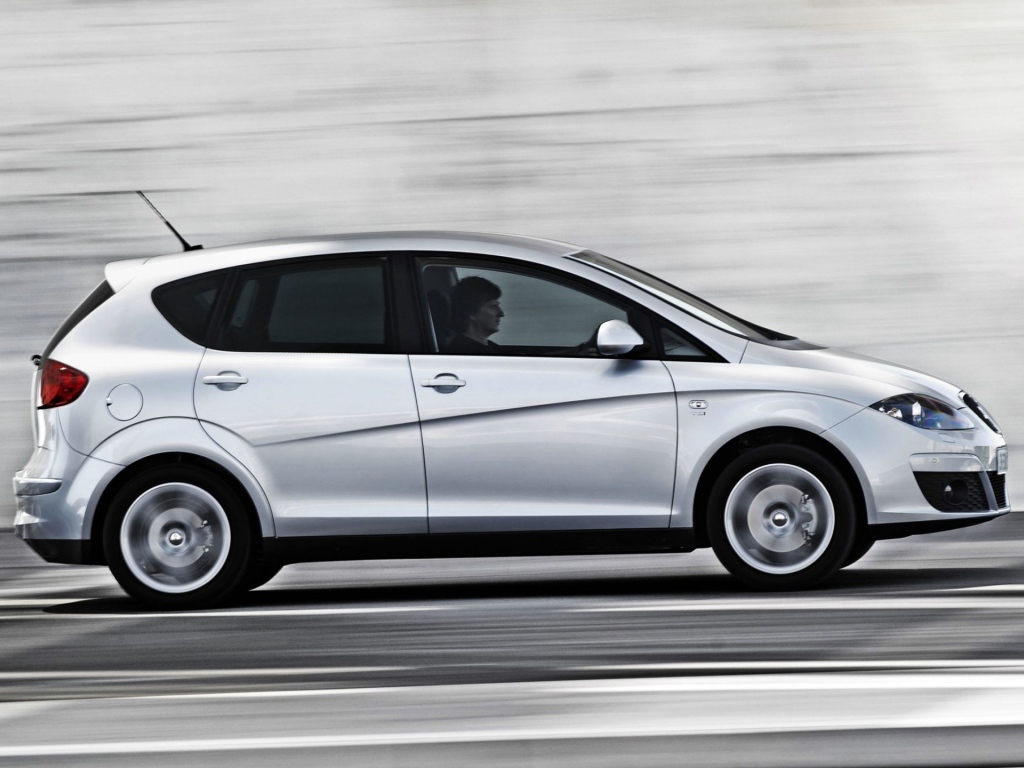  Красивый автомобиль Seat Altea в Москве