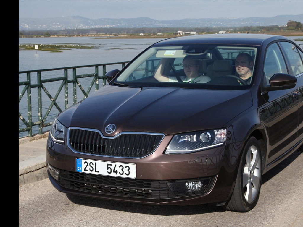 Дизайн автомобиля Skoda Octavia 2013