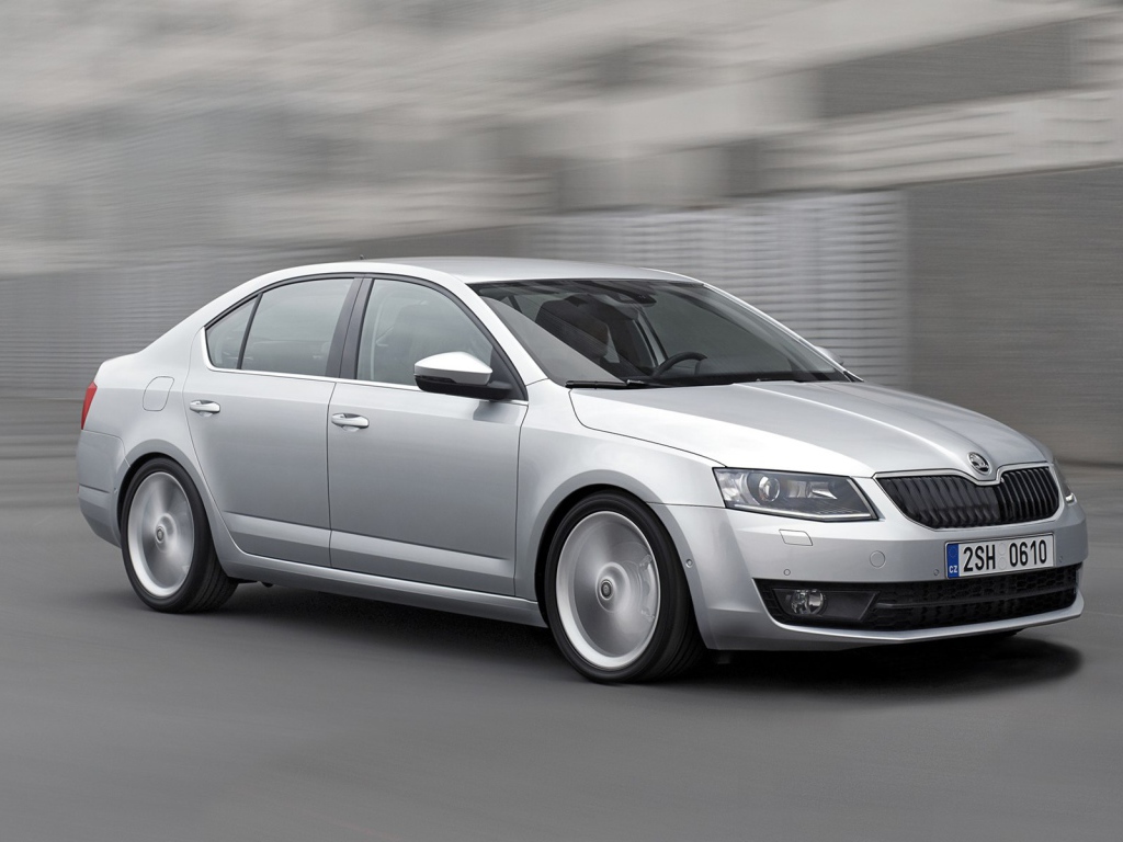 Надежный автомобиль Skoda Octavia 2013