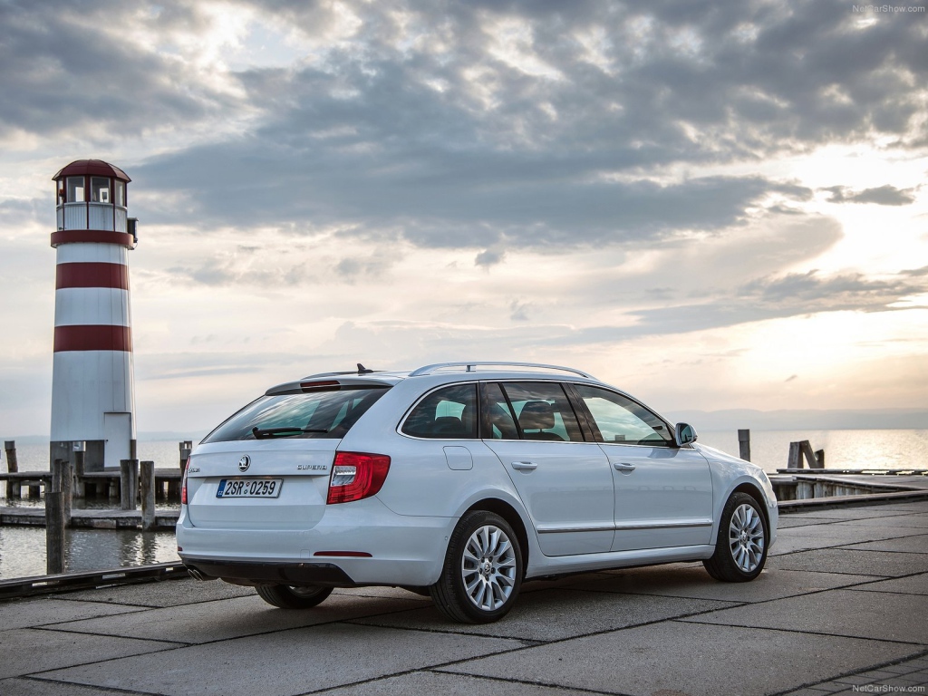 Надежный автомобиль Skoda Octavia 2014