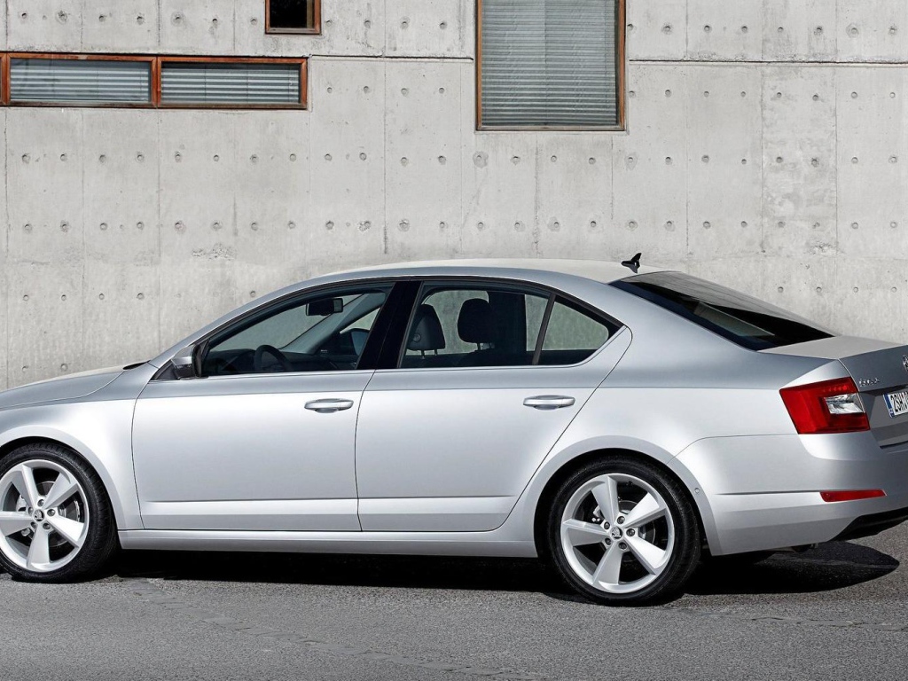 Тест драйв автомобиля Skoda Octavia 2013
