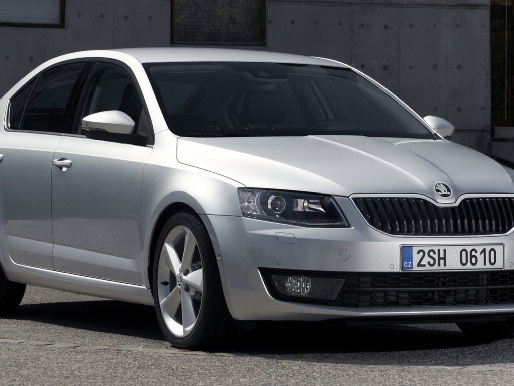 Новая машина Skoda Octavia 2013