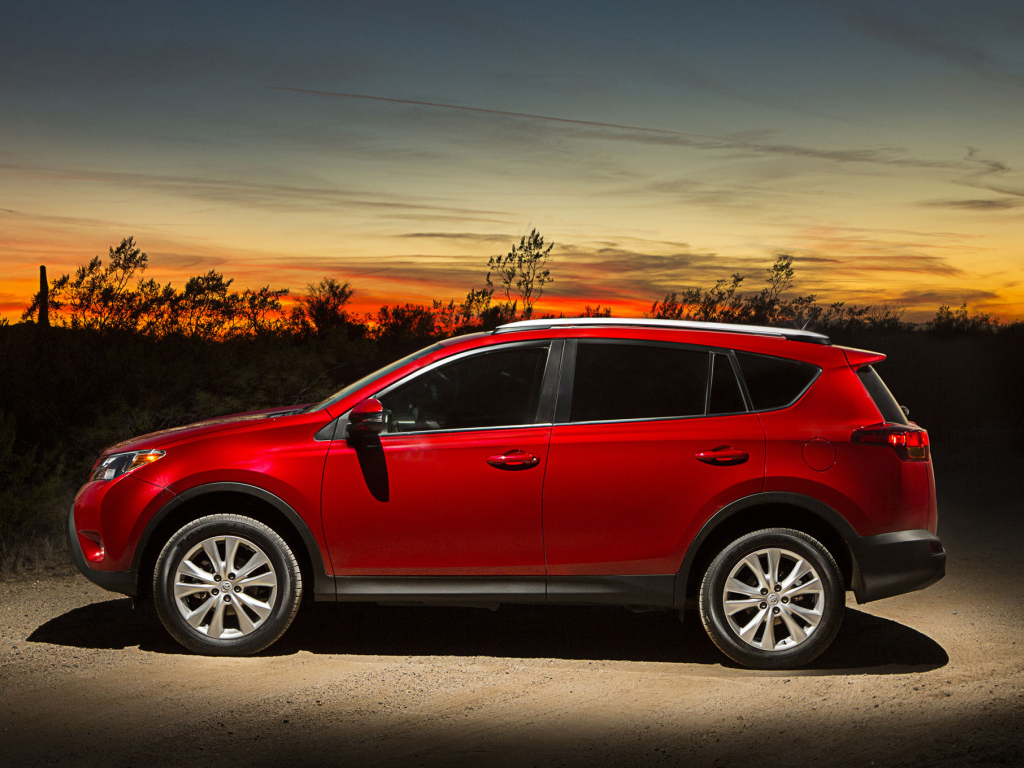 Новый автомобиль Toyota RAV4