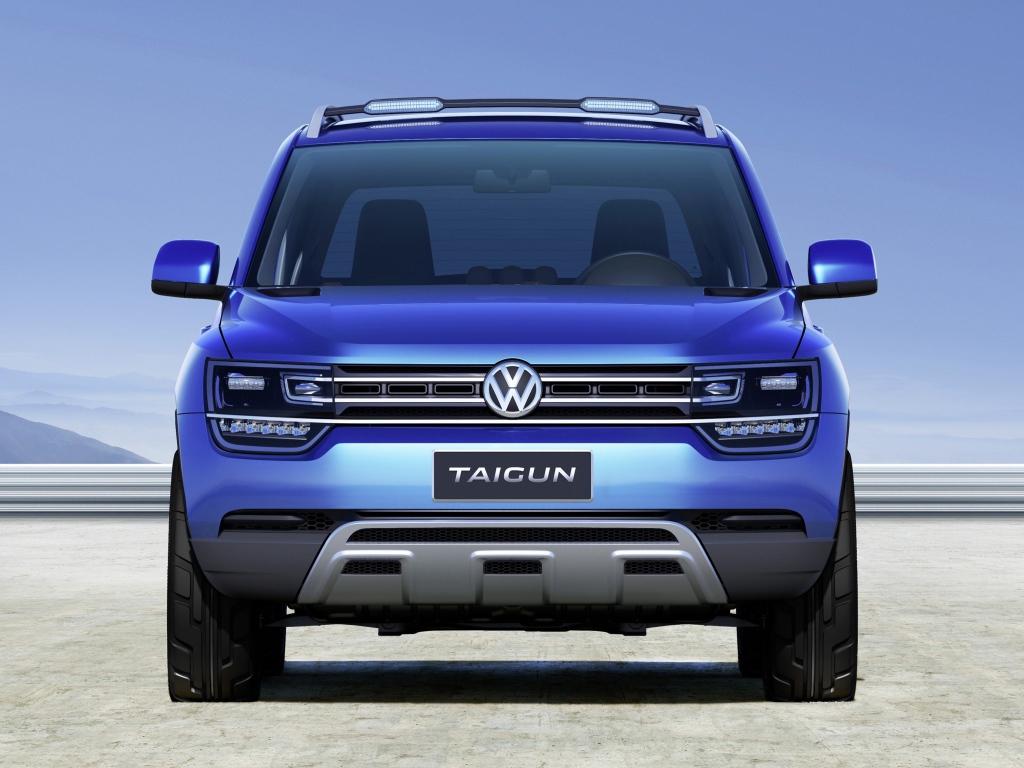 Красивый автомобиль Volkswagen  Taigun 2014