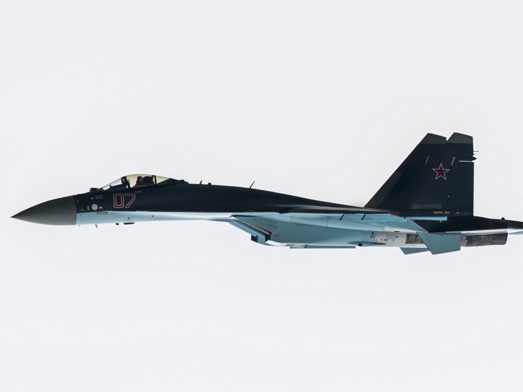 Полет нового истребителя