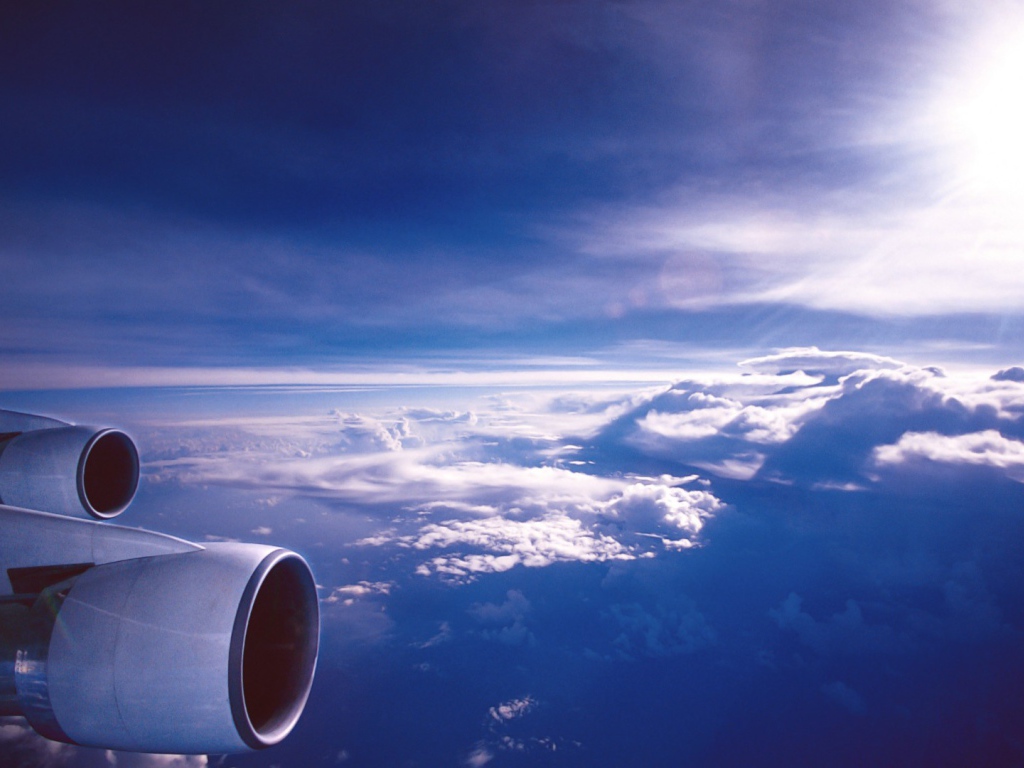 Полет над облаками