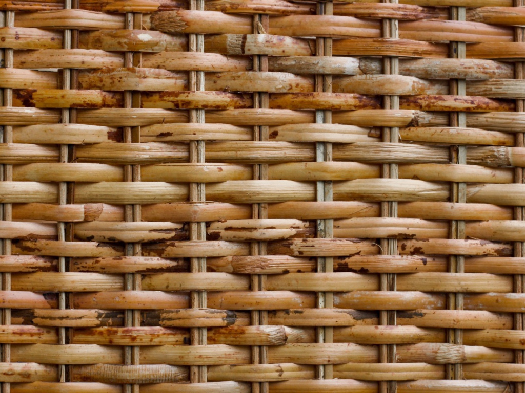 Плетенная корзина