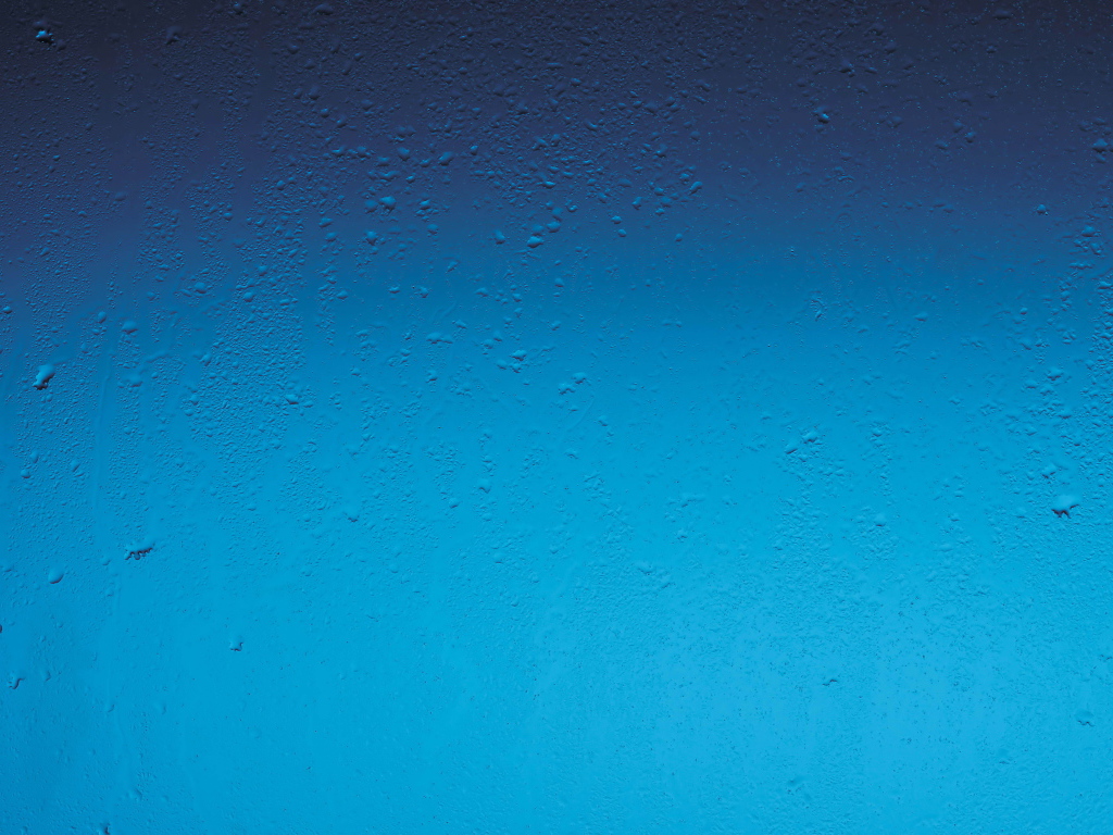 Капли на синем окне