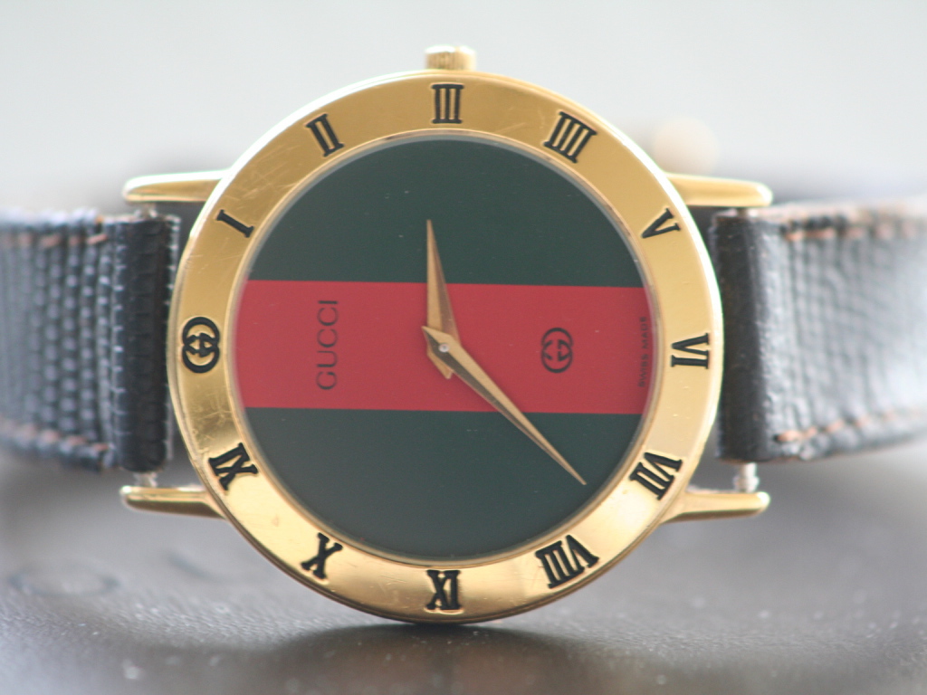 Часы от Gucci