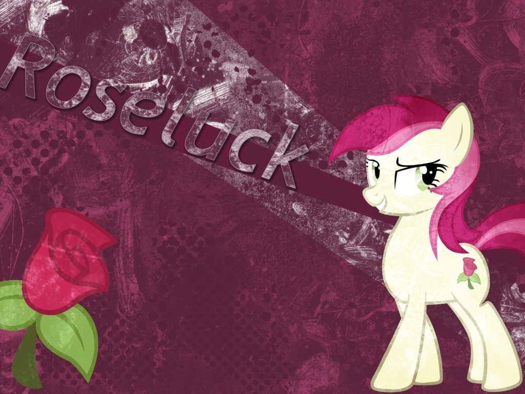 Маленькая пони с розой