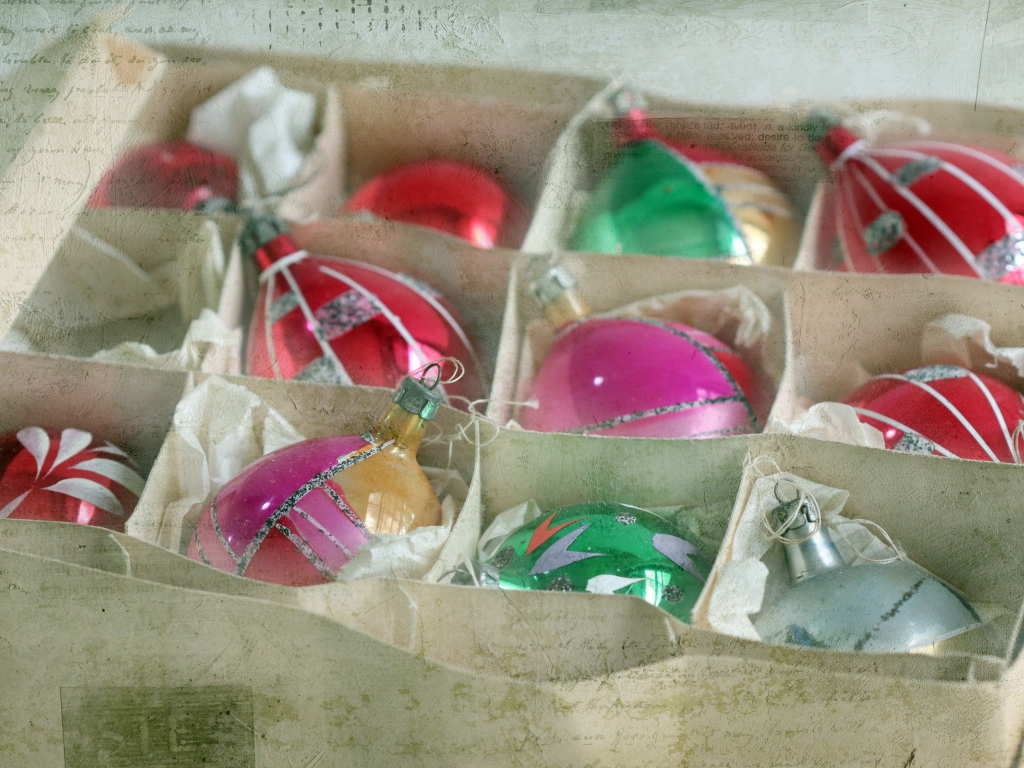 Игрушки для украшения елки