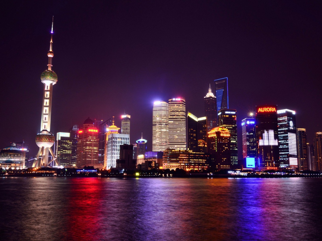 Теле башня в городе