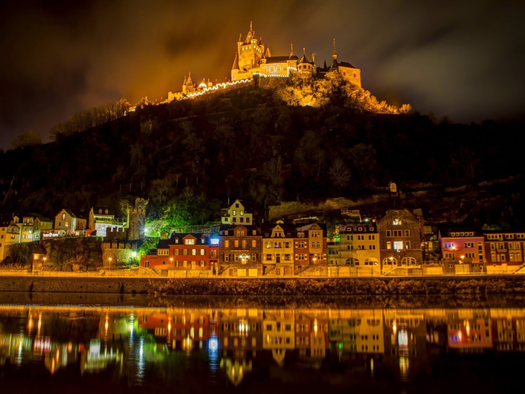 Крепость на горе