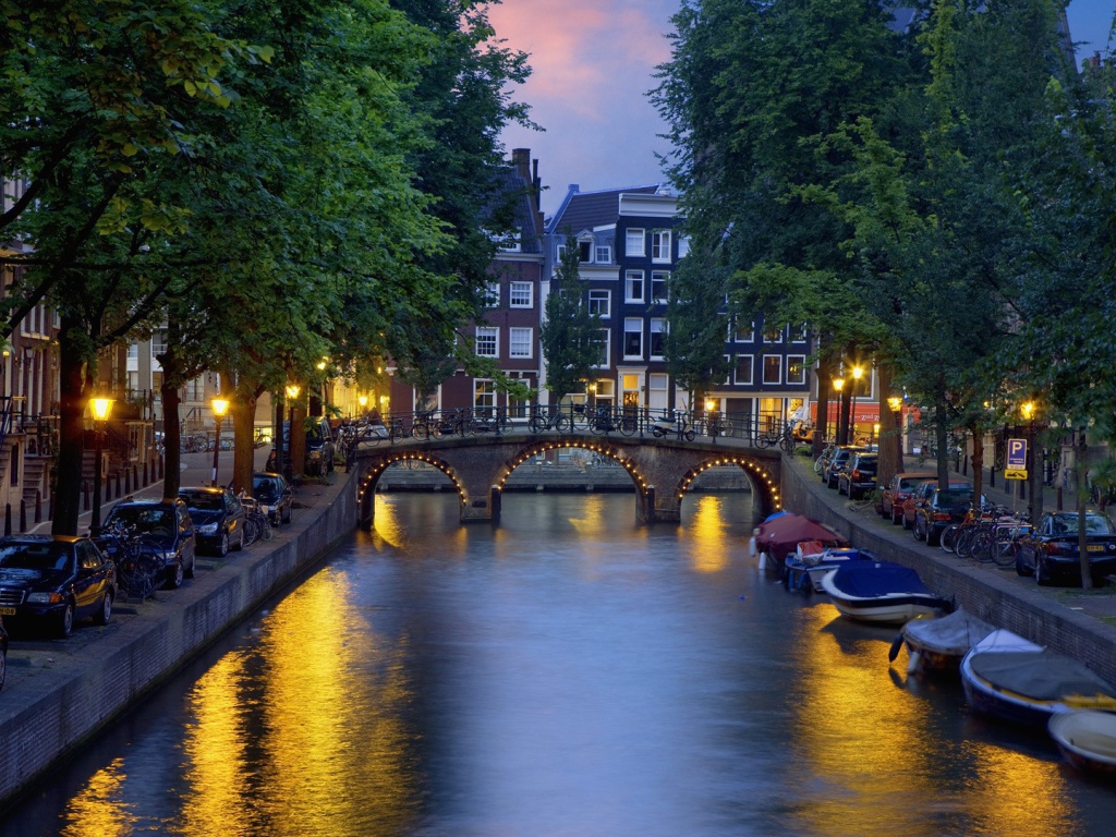 Вечерний Амстердам