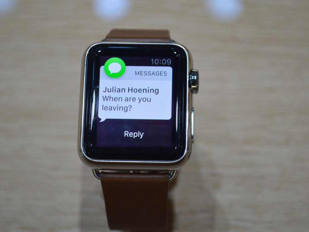Сообщение из соц сети на Apple Watch