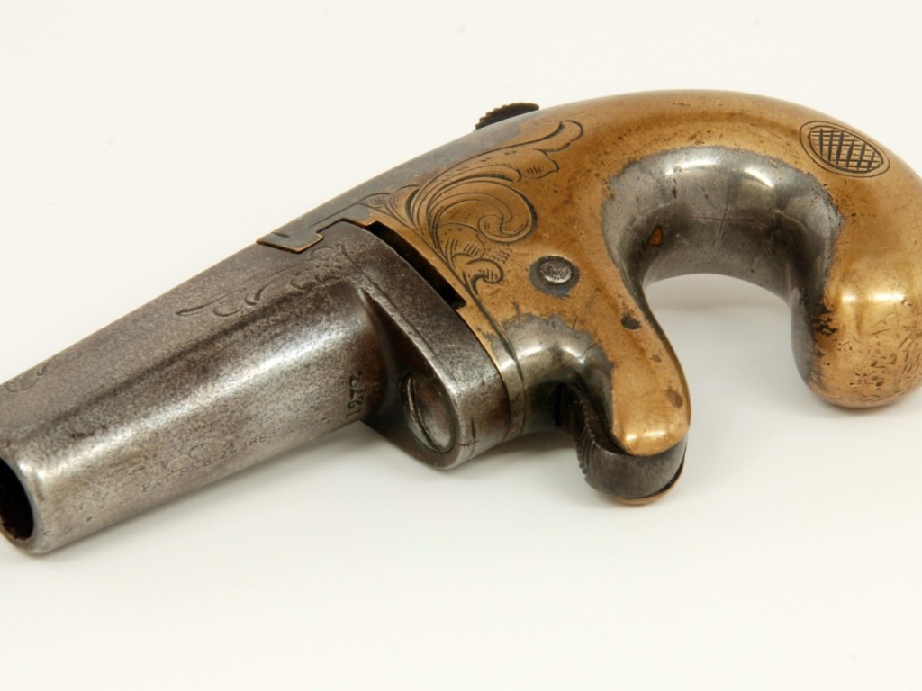 Старинный пистолет