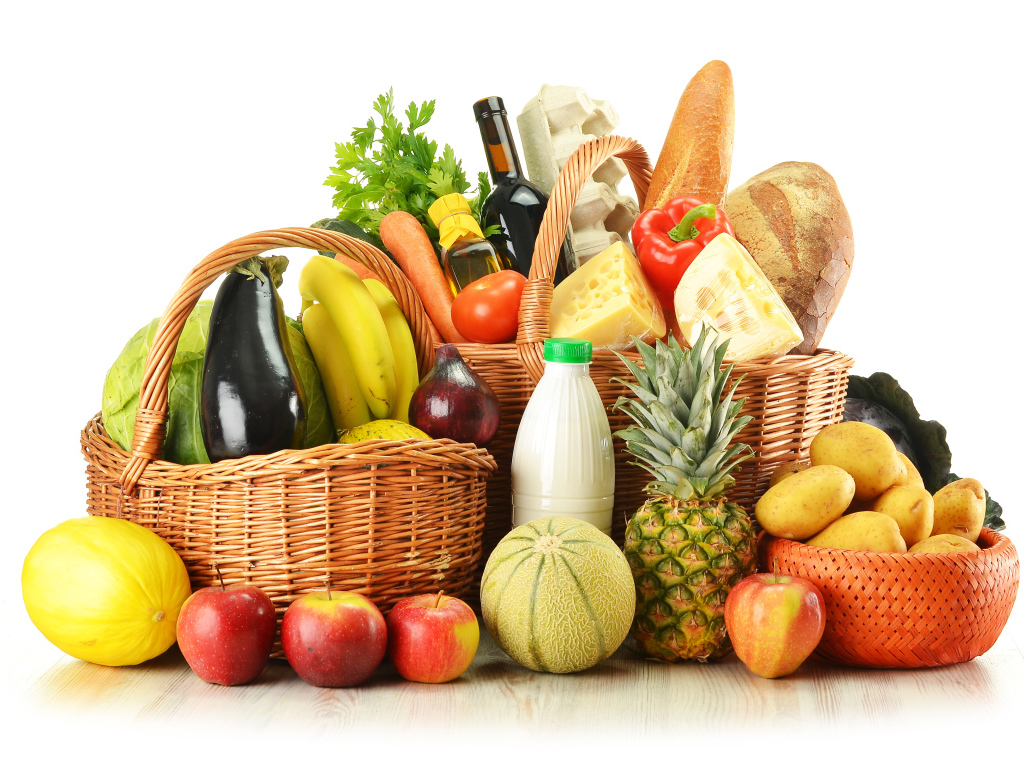 Продукты в корзинах