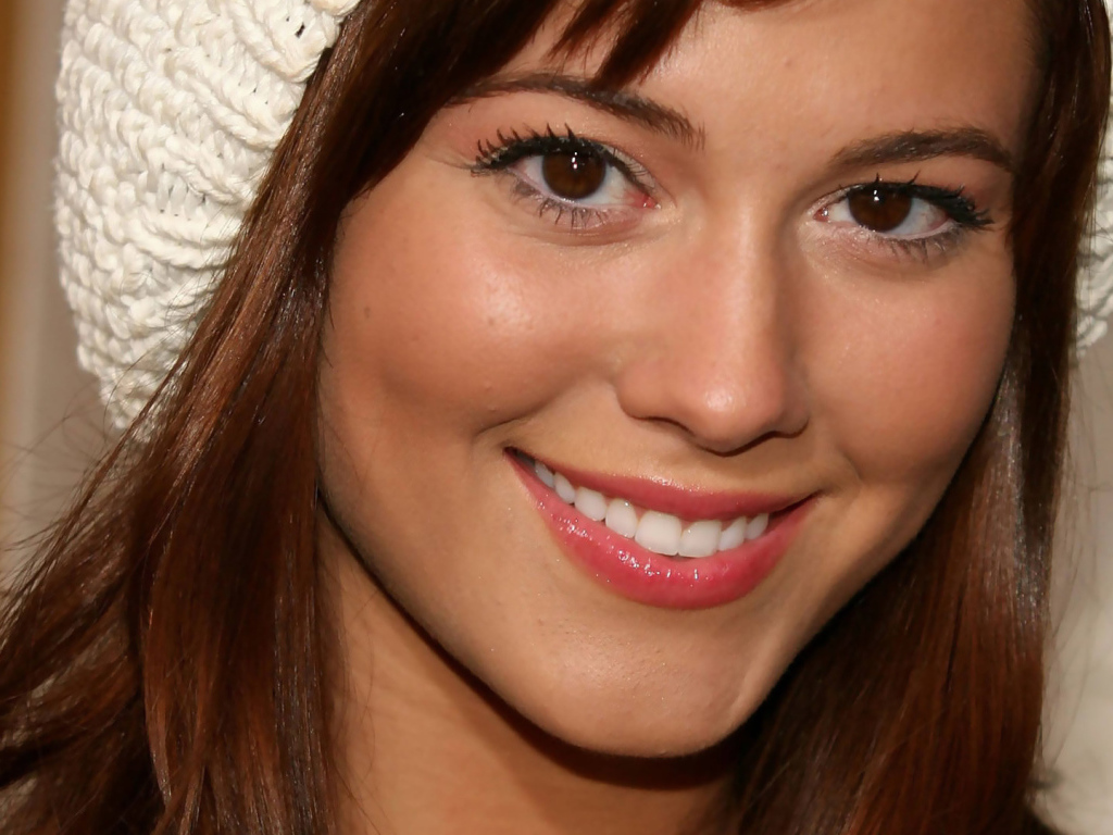 Очаровательная актриса Мэри Элизабет