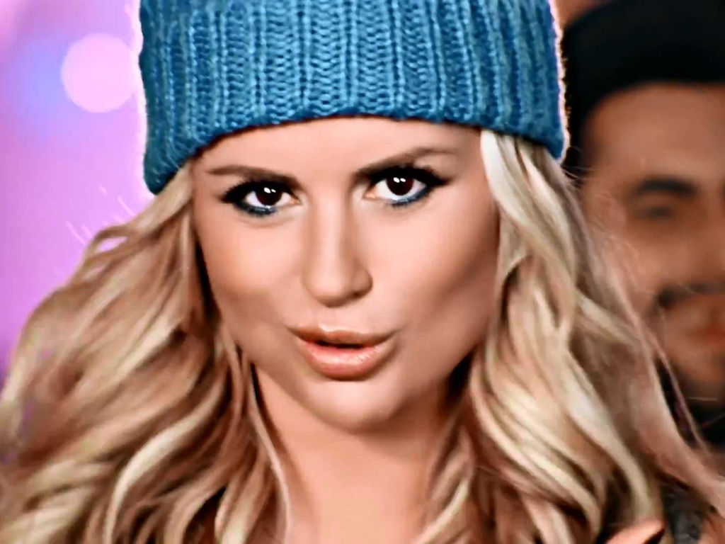 Красивая актриса Анна Семенович