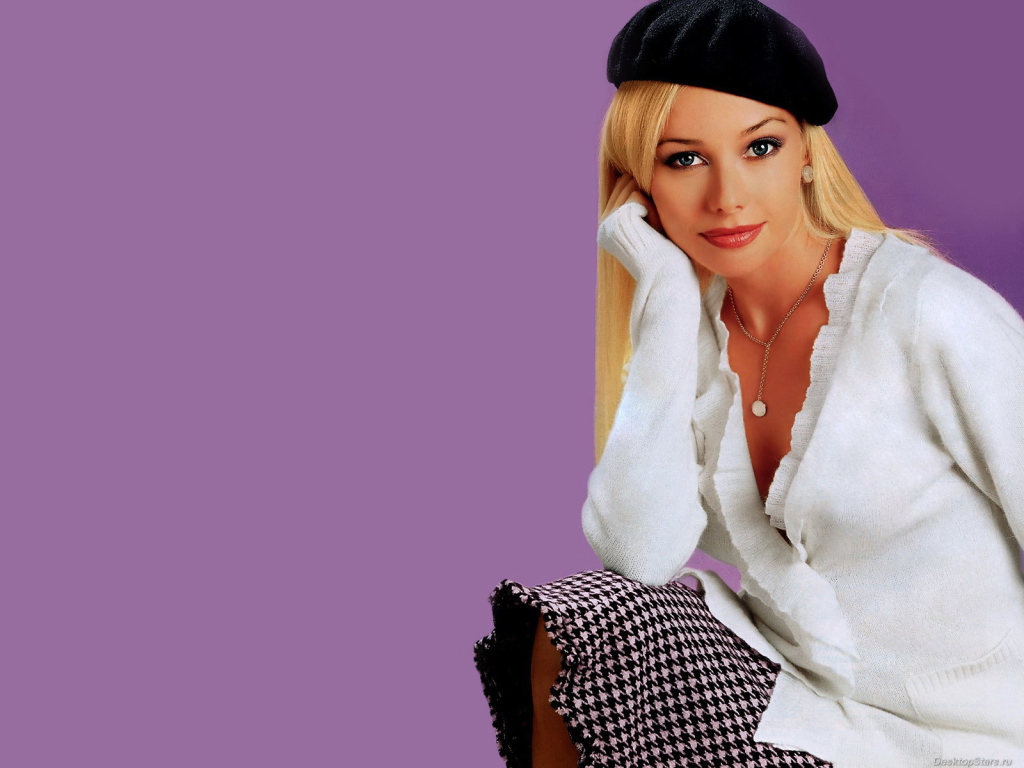 Актриса Елена Корикова