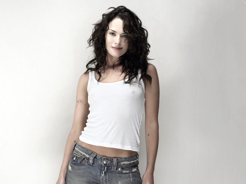 Красивая актриса Лина Хиди