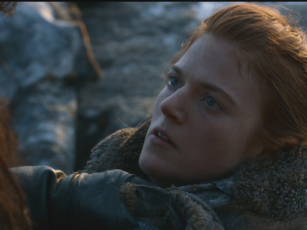 Знаменитая Роуз Лесли