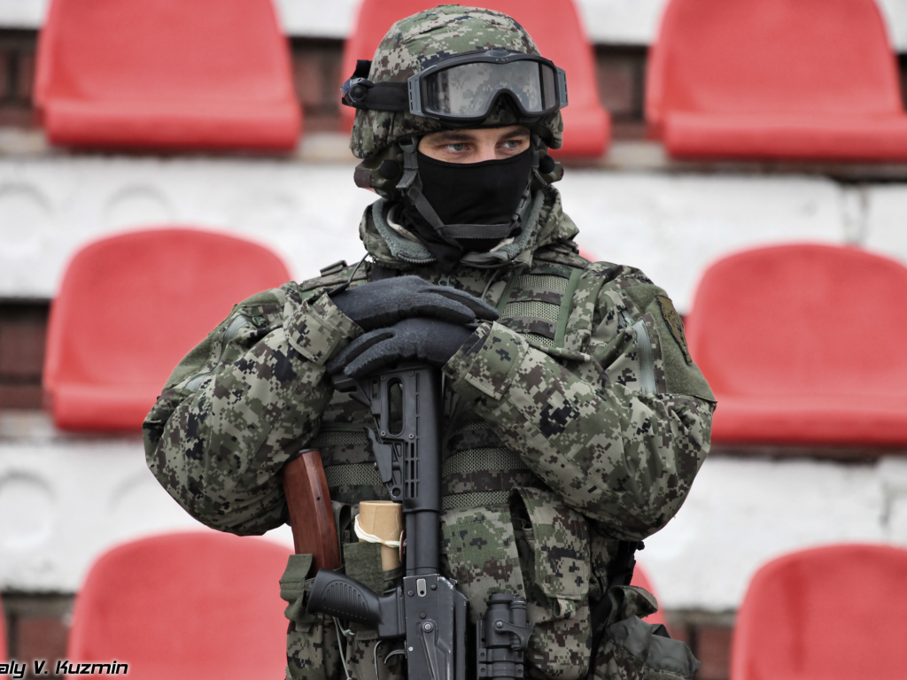 Спецназовец на стадионе