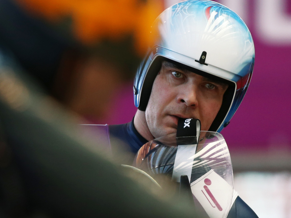 Популярный Альберт Демченко