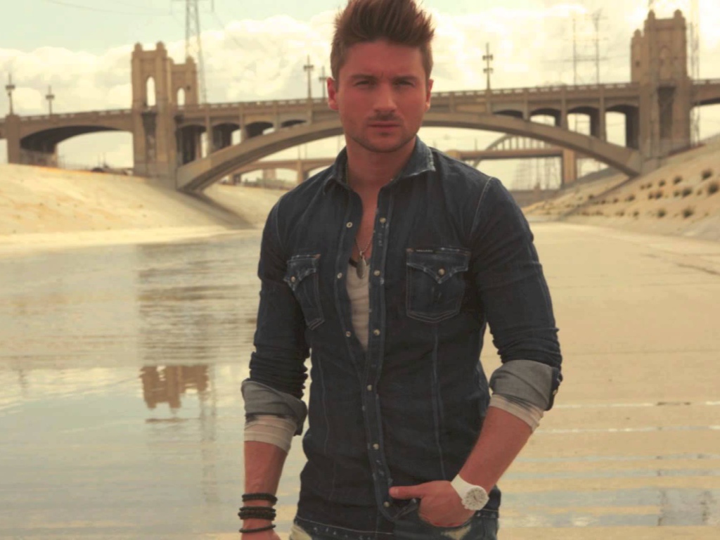 Русская знаменитост Сергей Лазарев