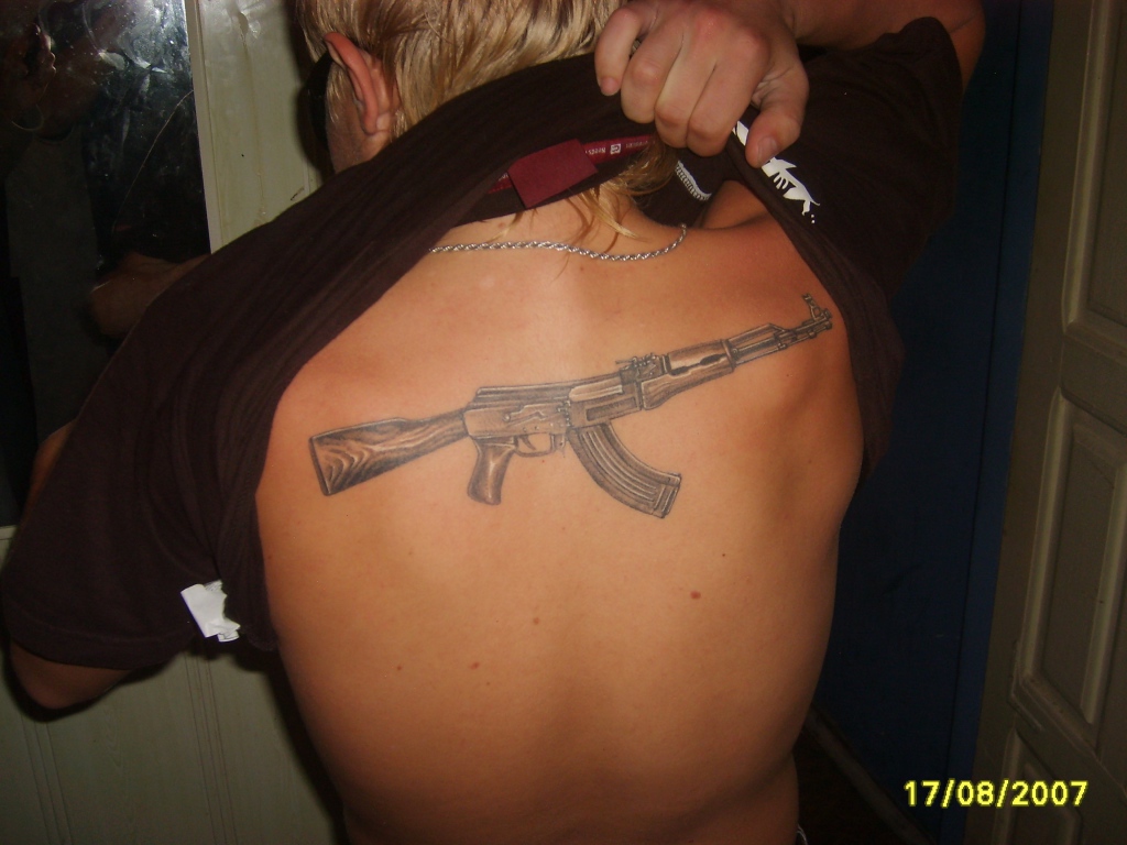 Суперзвезда Витя АК