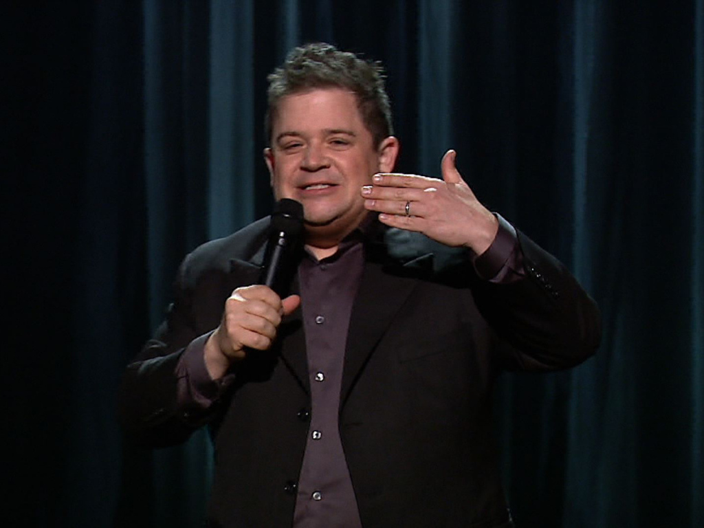 Популярный актер Пэттон Освальт