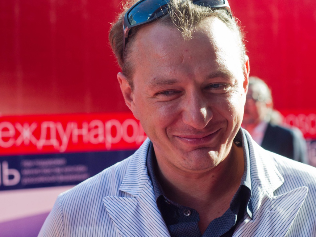 Кино актер Марат Башаров