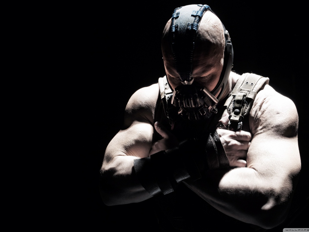 Том Харди в роли Бэйна