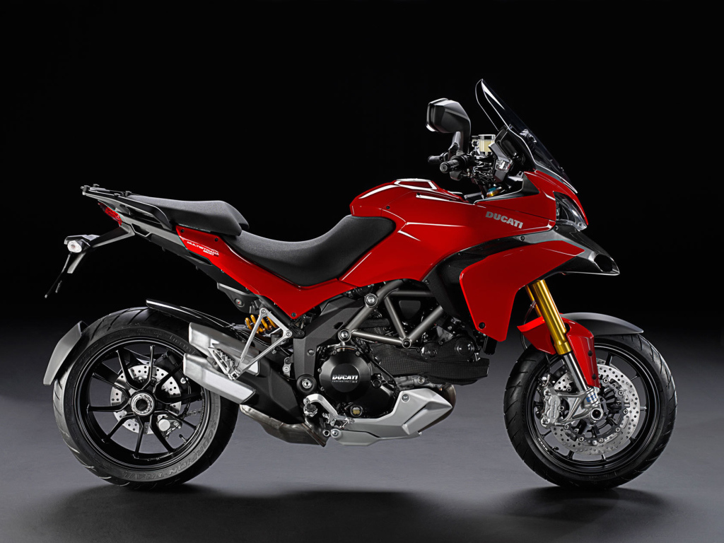 Красивый мотоцикл в москве Ducati Multistrada 1200