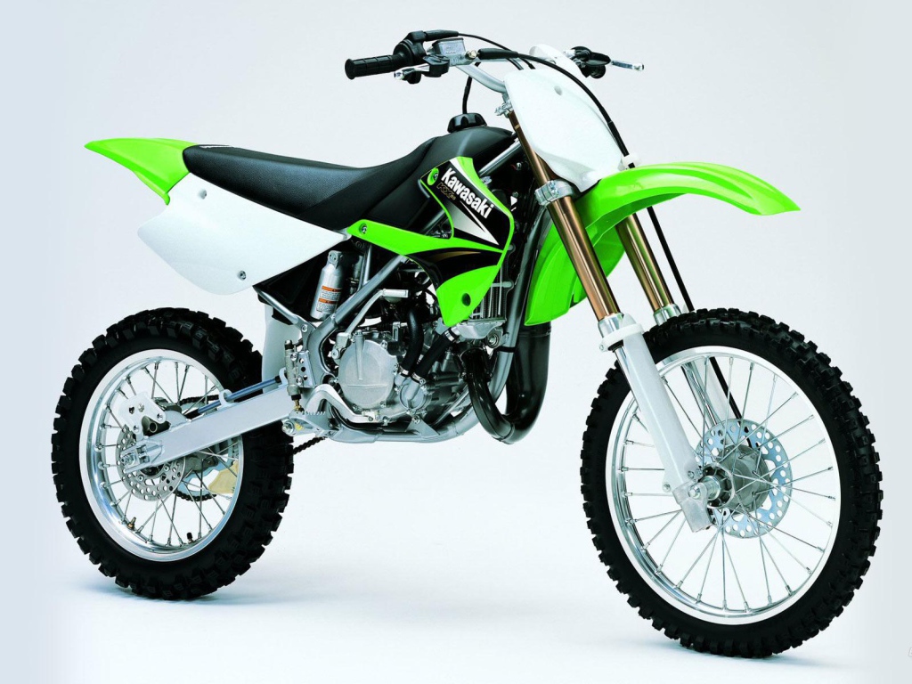 Красивый мотоцикл в москве Kawasaki KX 85-II