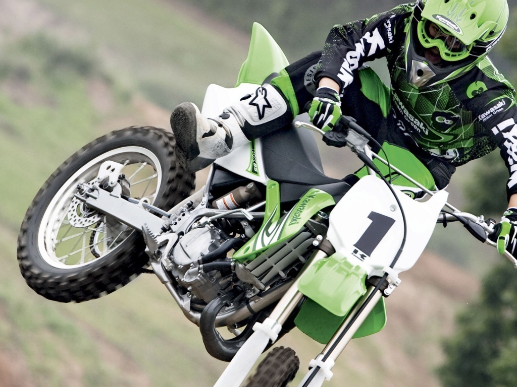 Мотоцикл модели Kawasaki KX 85-II
