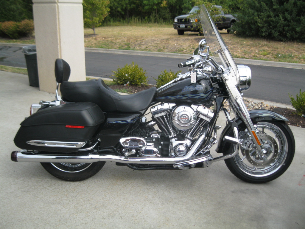 Невероятный мотоцикл Harley-Davidson CVO Road King