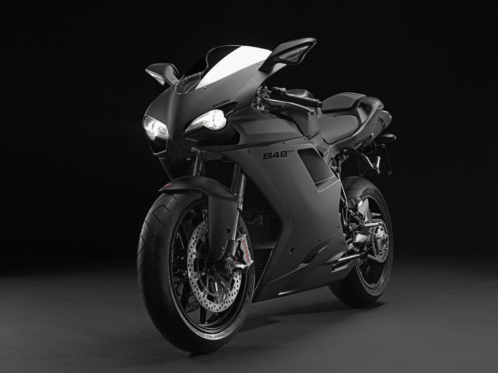 Невероятно быстрый мотоцикл Ducati Superbike 848 Evo