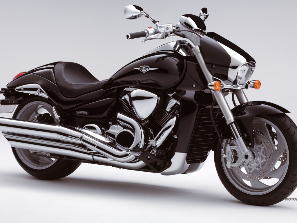 Невероятно быстрый мотоцикл Suzuki Intruder M1800 R