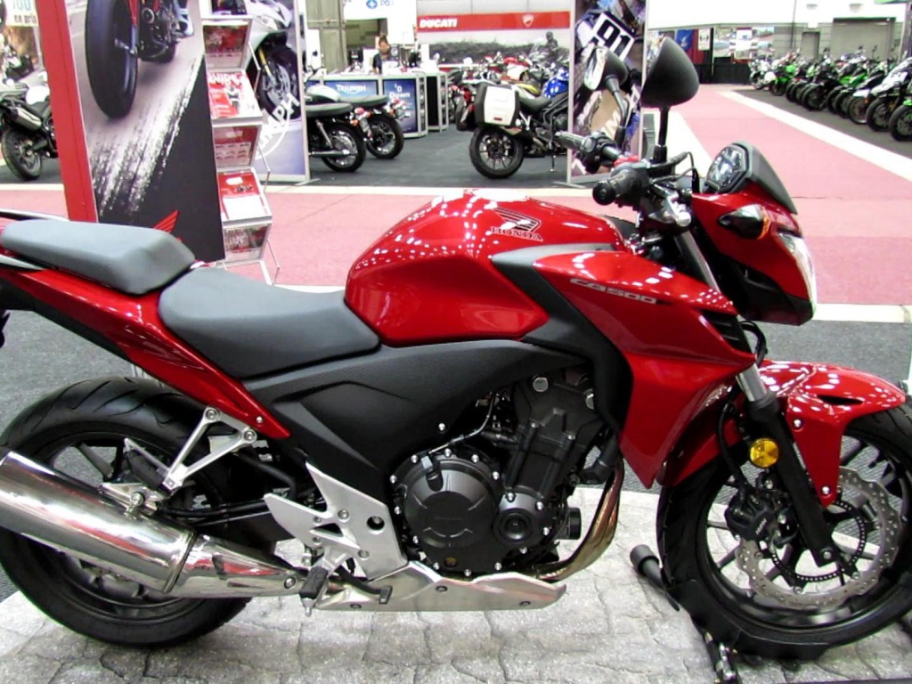 Невероятно быстрый мотоцикл Новый мотоцикл Honda CB 500 F