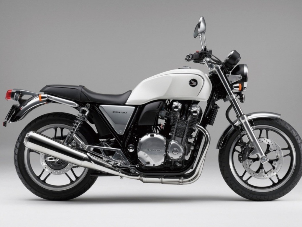 Новый надежный мотоцикл Honda CB 1100