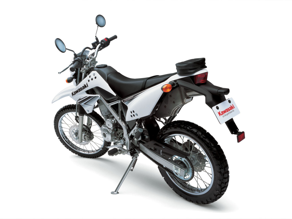 Новый надежный мотоцикл Kawasaki KLX 125