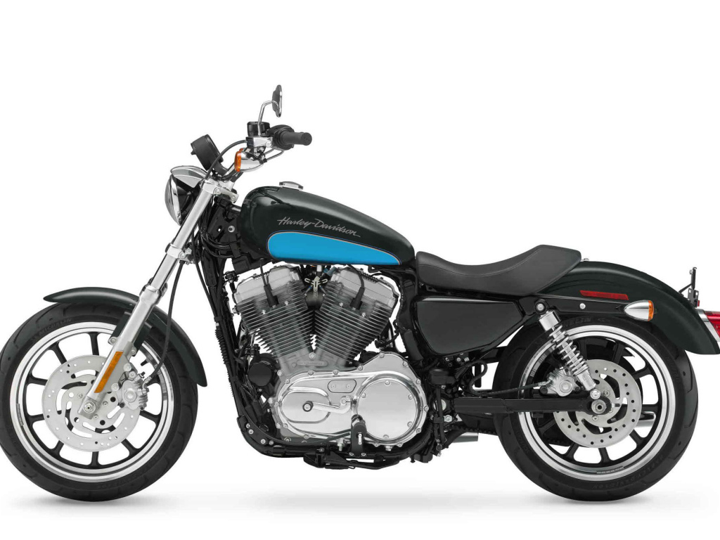 Надежный мотоцикл Harley-Davidson XL 883L Sportster
