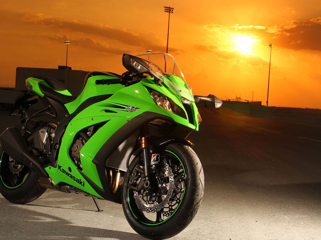 Надежный мотоцикл Kawasaki Ninja ZX-10R