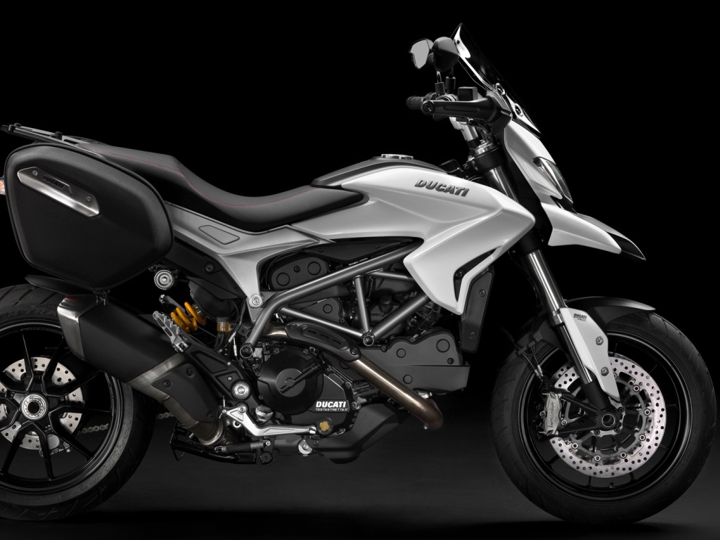 Тест-драйв мотоцикла Ducati Hyperstrada