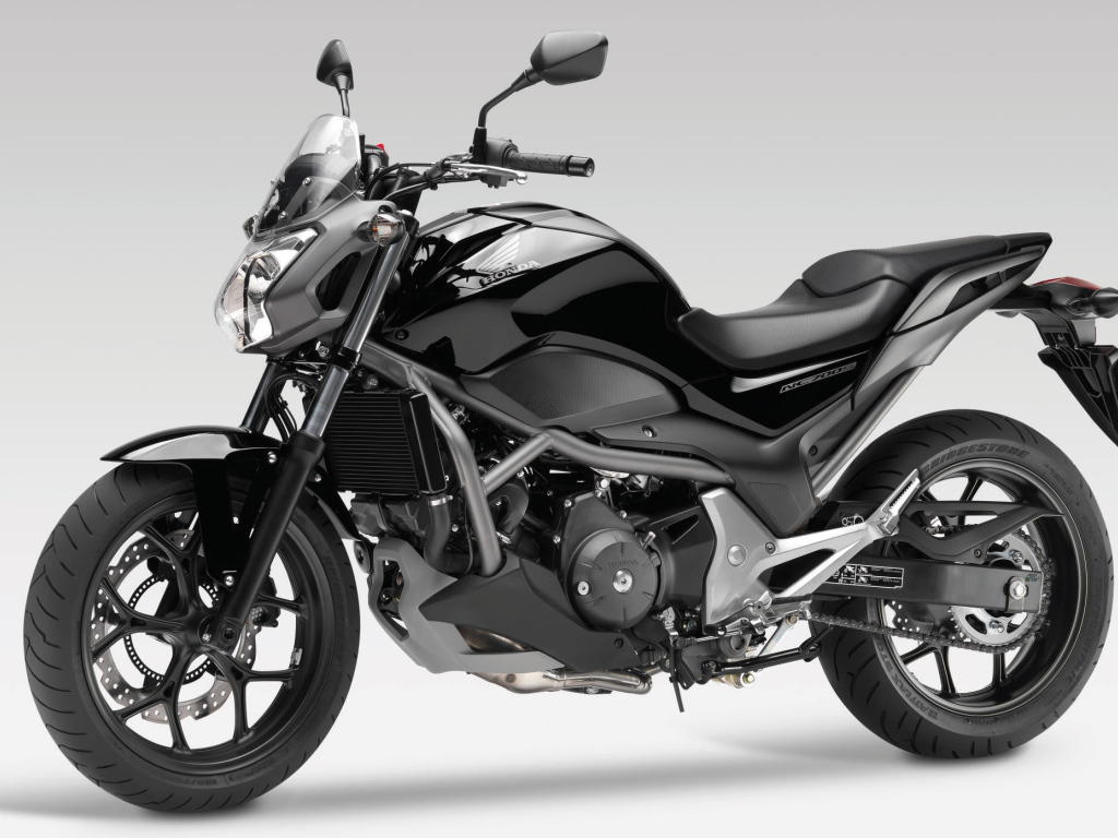 Тест-драйв мотоцикла Honda NC 700 S