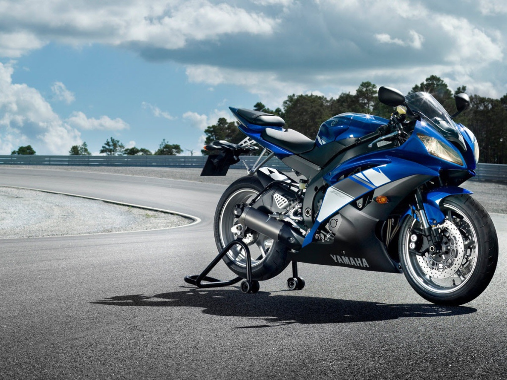 Мотоцикл Yamaha YZF R6