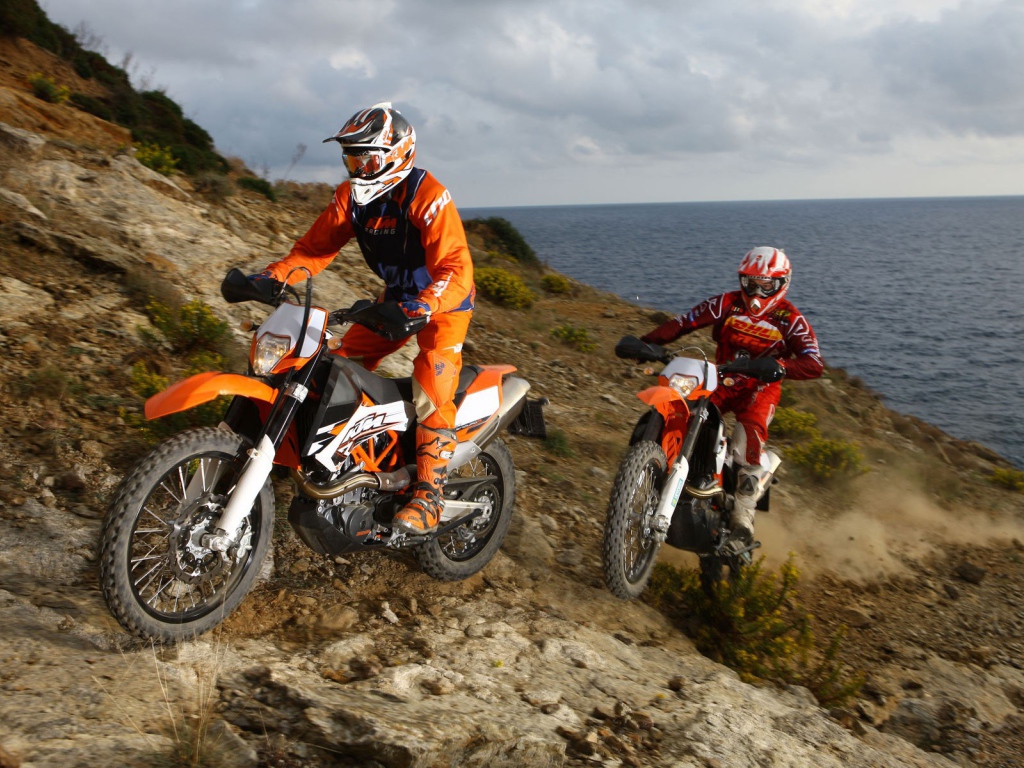 Мотокросс по горам