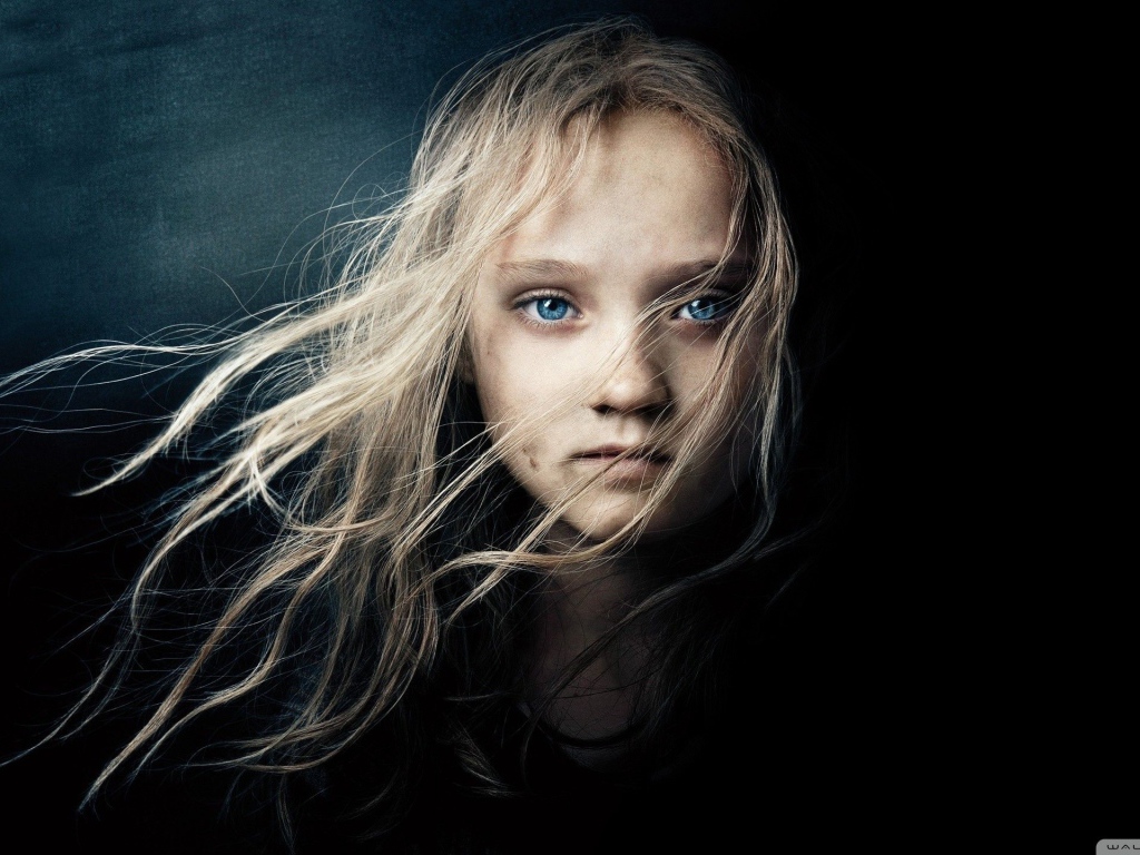 Изабелла с голубыми глазами